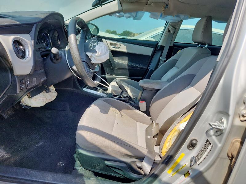 5YFBURHE7KP928141 - 2019 TOYOTA COROLLA LE L SILVER photo 7