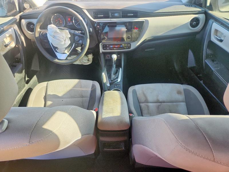 5YFBURHE7KP928141 - 2019 TOYOTA COROLLA LE L SILVER photo 8