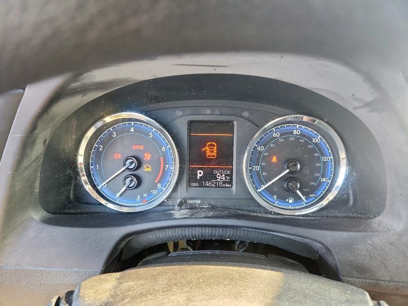 5YFBURHE7KP928141 - 2019 TOYOTA COROLLA LE L SILVER photo 9