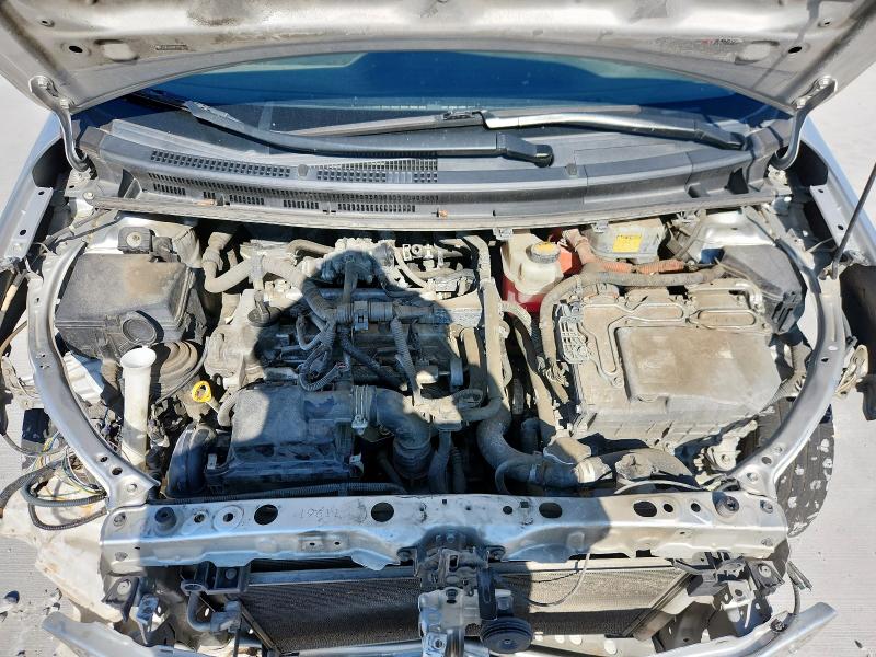 JTDKDTB33C1010316 - 2012 TOYOTA PRIUS C ვერცხლისფერი ფოტო 11