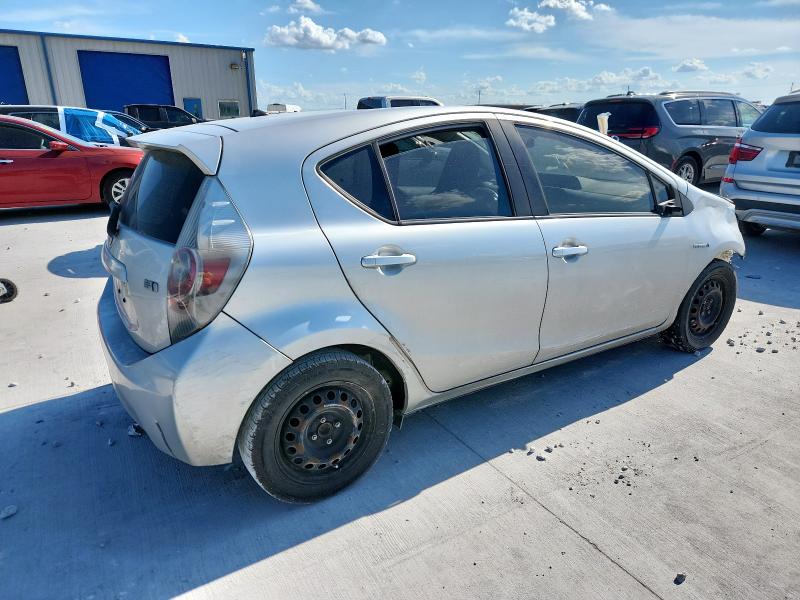 JTDKDTB33C1010316 - 2012 TOYOTA PRIUS C ვერცხლისფერი ფოტო 3