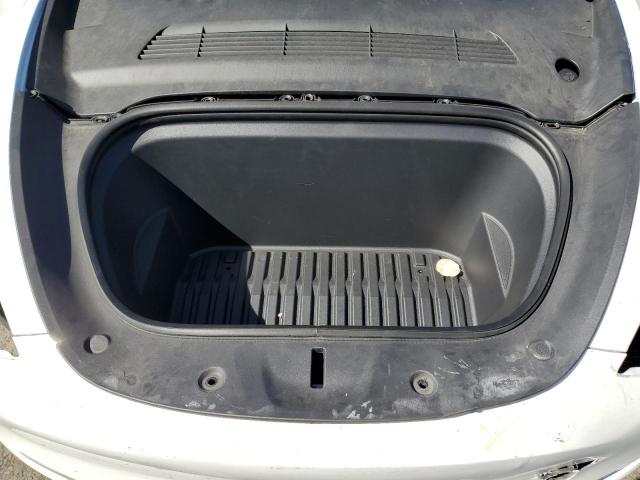 7SAYGDEE8NA022847 - 2022 TESLA MODEL Y 白色 照片 11