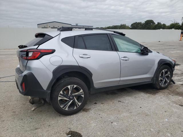 JF2GUADC4R8875661 - 2024 SUBARU CROSSTREK PREMIUM SILVER photo 3