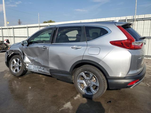 7FARW2H53JE023135 - 2018 HONDA CR-V EX 银色 照片 2