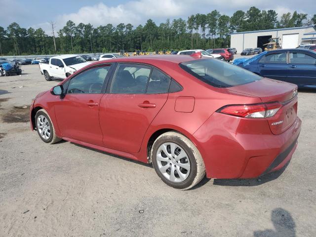 5YFEPMAEXMP169702 - 2021 TOYOTA COROLLA LE RED photo 2