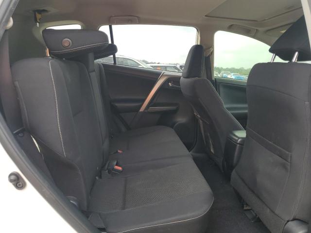 JTMWFREV3GJ069917 - 2016 TOYOTA RAV4 XLE WHITE photo 10