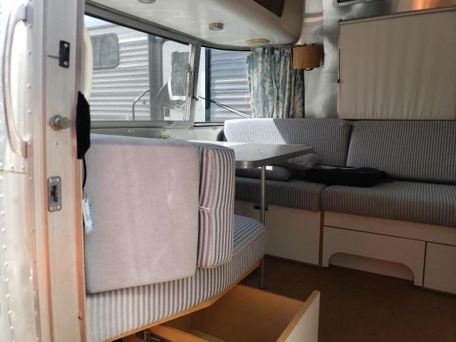 1STJFYJ229J523644 - 2009 AIRS TRAVEL TRA 银色 照片 6