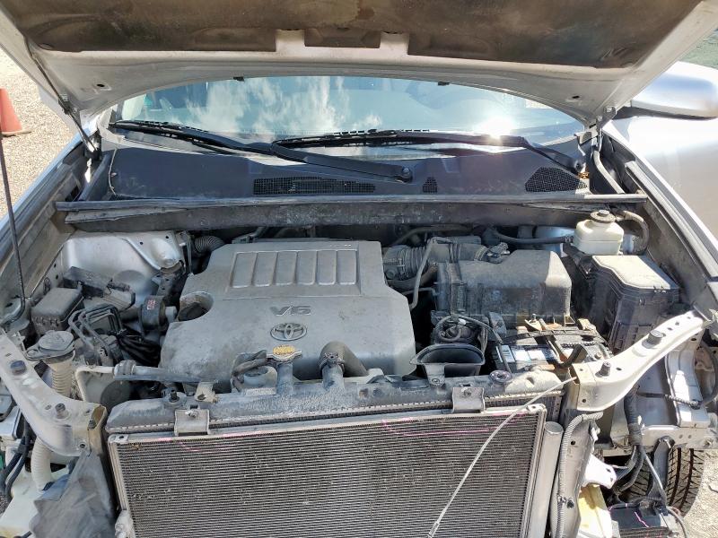 5TDZK3EH5CS066496 - 2012 TOYOTA HIGHLANDER BASE Gümüş fotoğraf 12