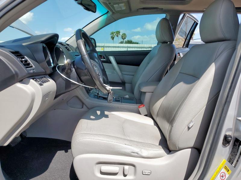 5TDZK3EH5CS066496 - 2012 TOYOTA HIGHLANDER BASE Gümüş fotoğraf 7