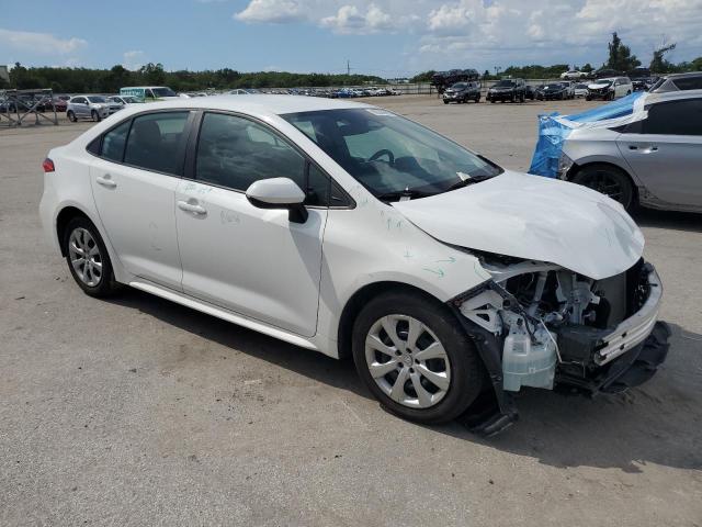 5YFB4MDE8PP062613 - 2023 TOYOTA COROLLA LE თეთრი ფოტო 4