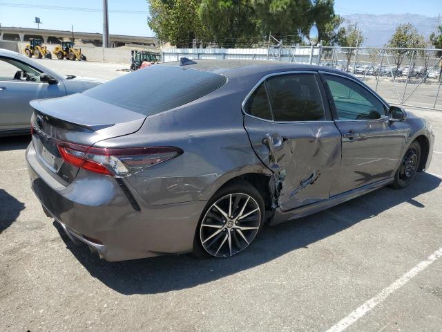 4T1T11AKXPU774917 - 2023 TOYOTA CAMRY SE NIGHT SHADE GRAY photo 3