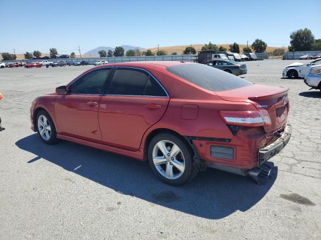 4T1BF3EK0BU730033 - 2011 TOYOTA CAMRY BASE RED photo 2
