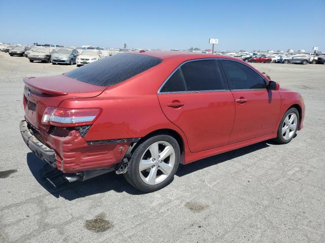 4T1BF3EK0BU730033 - 2011 TOYOTA CAMRY BASE RED photo 3