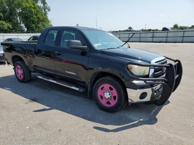 5TFRU5F16BX025889 - 2011 TOYOTA TUNDRA DOUBLE CAB SR5 BLACK photo 4