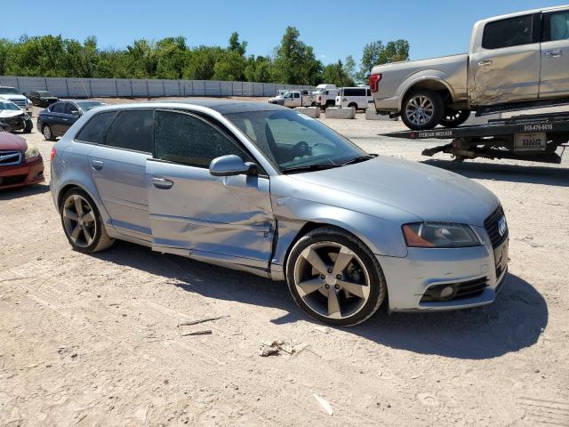 WAUKEAFM8DA033285 - 2013 AUDI A3 PREMIUM PLUS SILVER photo 4