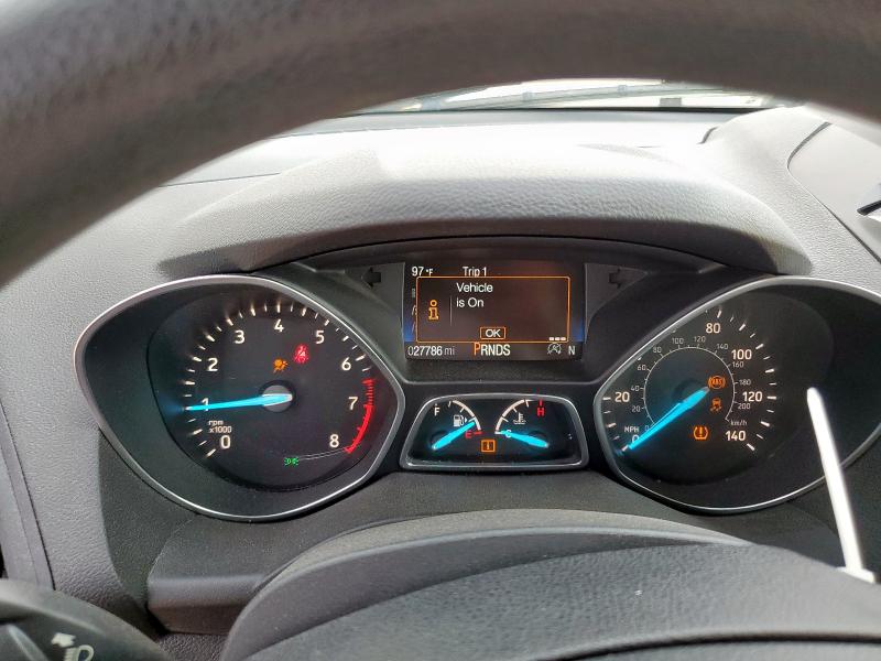 1FMCU0GD7KUB85892 - 2019 FORD ESCAPE SE 栗色 照片 9