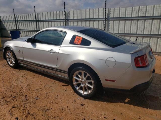 1ZVBP8AN2A5128710 - 2010 FORD MUSTANG SILVER photo 2