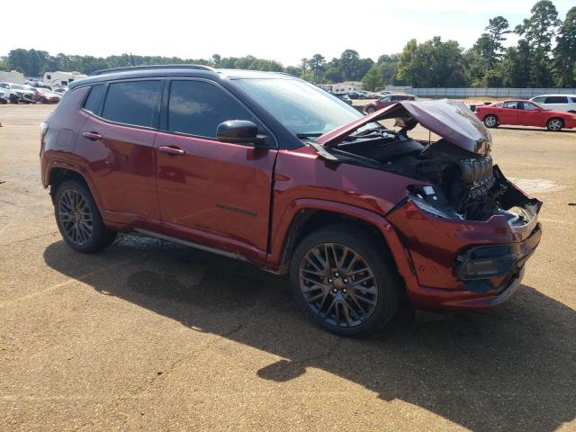 3C4NJDCB6NT180683 - 2022 JEEP COMPASS LIMITED BURGUNDY photo 4