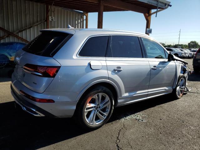 WA1LXBF74ND008069 - 2022 AUDI Q7 PREMIUM PLUS Серебристый фото 3