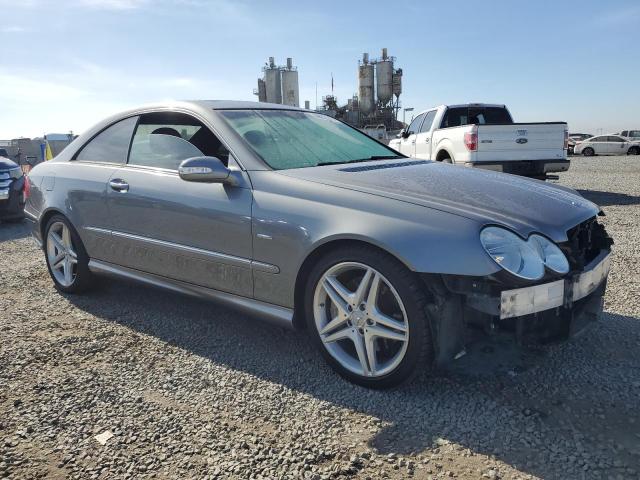 WDBTJ56H69F267074 - 2009 MERCEDES-BENZ CLK 350 SILVER photo 4