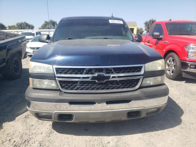 2GCEC13TX51138598 - 2005 CHEVROLET SILVERADO C1500 BLUE photo 5