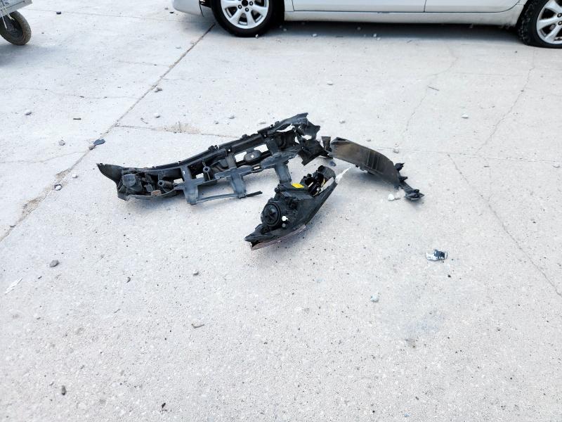 1G1ZC5E04A4101727 - 2010 CHEVROLET MALIBU 1LT SILVER photo 12