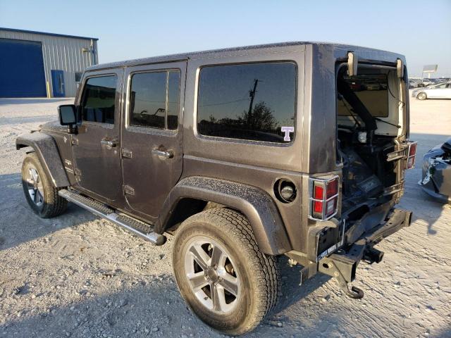 1C4BJWEG0GL174156 - 2016 JEEP WRANGLER SAHARA GRAY photo 2