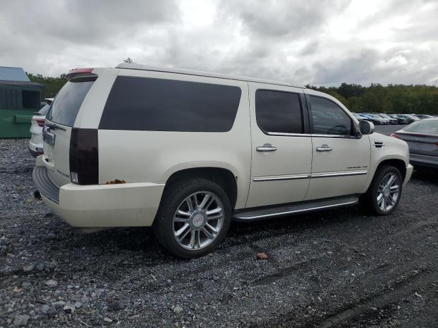 1GYS4HEF5BR174700 - 2011 CADILLAC ESCALADE ESV LUXURY WHITE photo 3