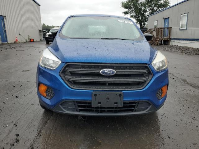 1FMCU0F79HUF00972 - 2017 FORD ESCAPE S BLUE photo 5