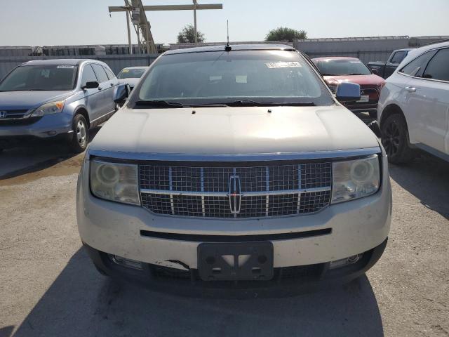2LMDU88C57BJ18279 - 2007 LINCOLN MKX WHITE photo 5