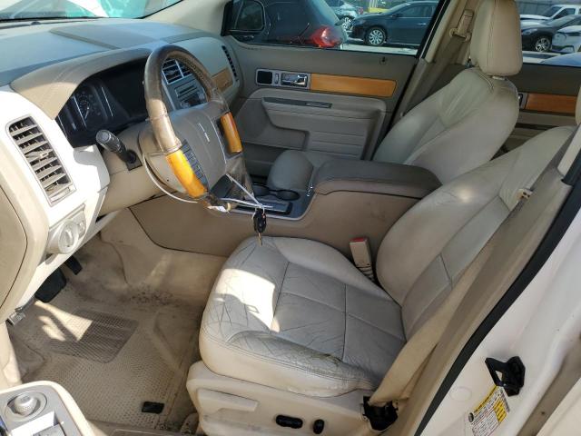 2LMDU88C57BJ18279 - 2007 LINCOLN MKX WHITE photo 7