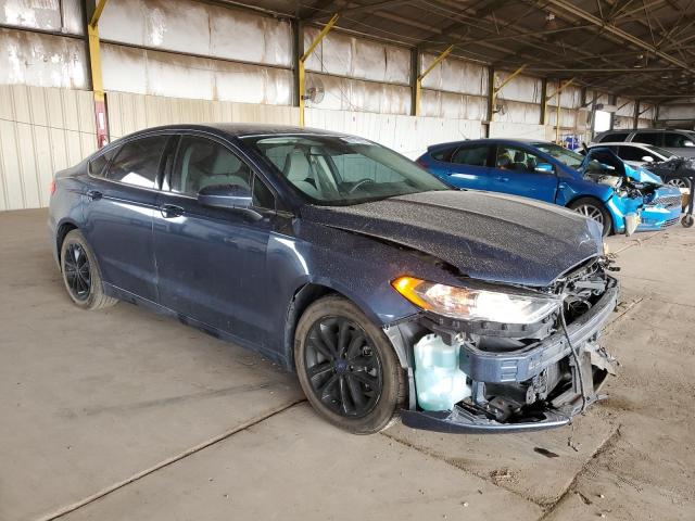 3FA6P0HD9KR173053 - 2019 FORD FUSION SE BLUE photo 4