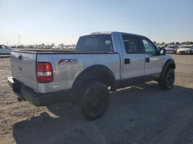 1FTPW14544FA29156 - 2004 FORD F150 SUPERCREW SILVER photo 3