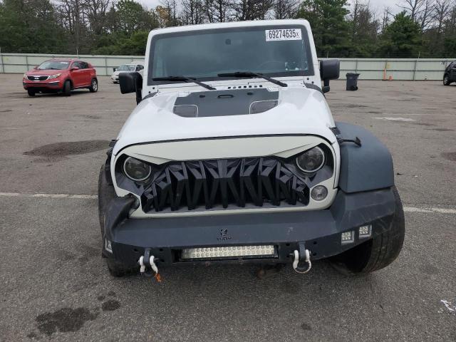 1C4BJWDG0GL242862 - 2016 JEEP WRANGLER U SPORT Blanc photo 5