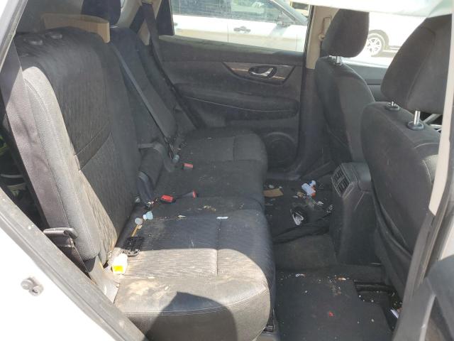 KNMAT2MT9JP535915 - 2018 NISSAN ROGUE S 银色 照片 11