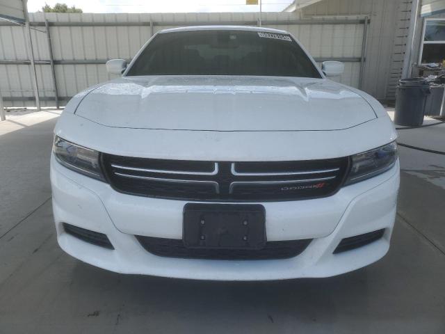 2C3CDXBG8GH103911 - 2016 DODGE CHARGER SE WHITE photo 5