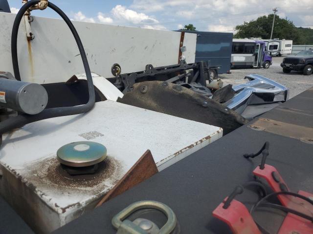 1GB1CUEG7JF281001 - 2018 CHEVROLET SILVERADO C2500 HEAVY DUTY WHITE photo 10