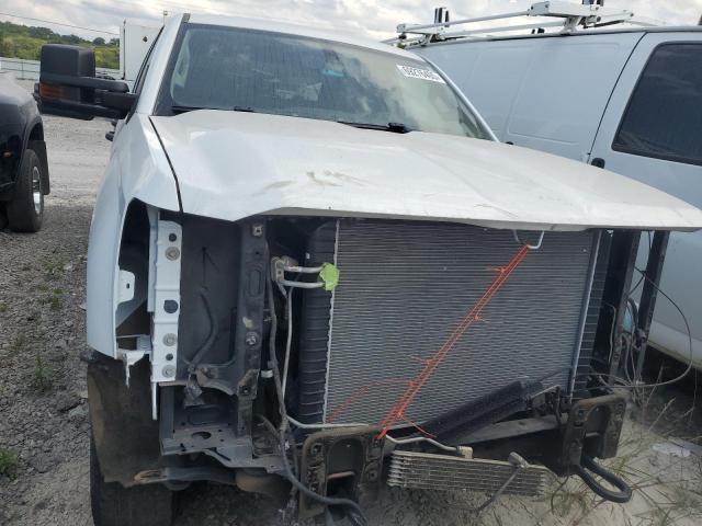 1GB1CUEG7JF281001 - 2018 CHEVROLET SILVERADO C2500 HEAVY DUTY WHITE photo 5