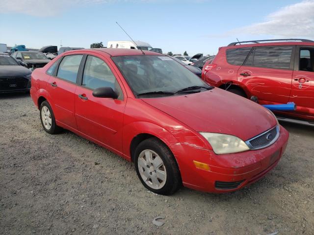 1FAFP34N97W165121 - 2007 FORD FOCUS ZX4 RED photo 4