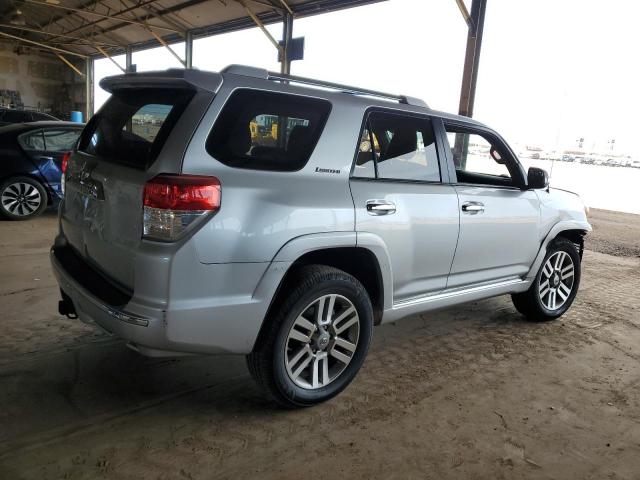 JTEBU5JR6D5139979 - 2013 TOYOTA 4RUNNER SR5 银色 照片 3