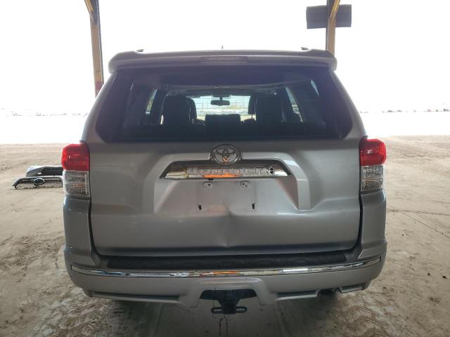 JTEBU5JR6D5139979 - 2013 TOYOTA 4RUNNER SR5 银色 照片 6