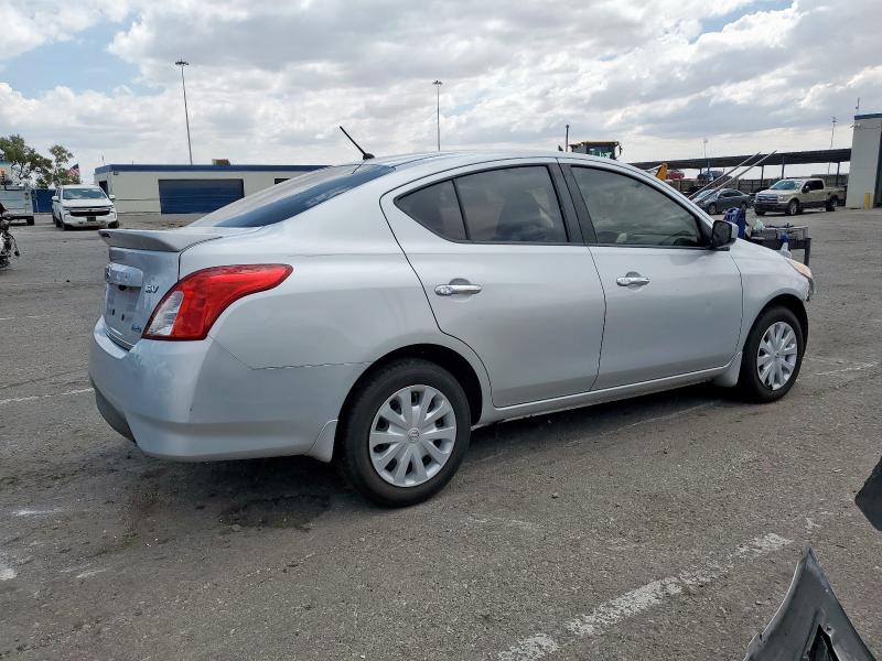 3N1CN7AP8GL848162 - 2016 NISSAN VERSA S 银色 照片 3