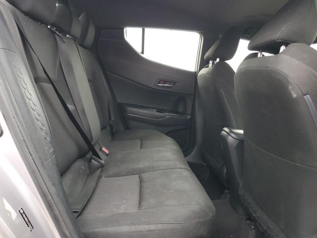 JTNKHMBX0J1008755 - 2018 TOYOTA C-HR XLE 银色 照片 11