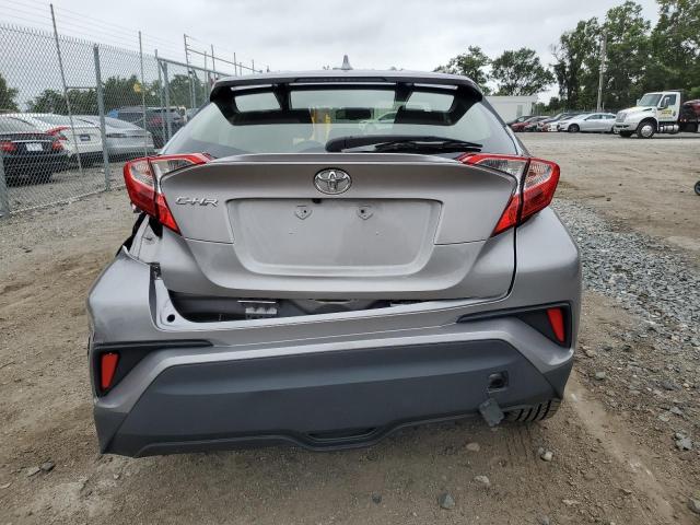 JTNKHMBX0J1008755 - 2018 TOYOTA C-HR XLE 银色 照片 6