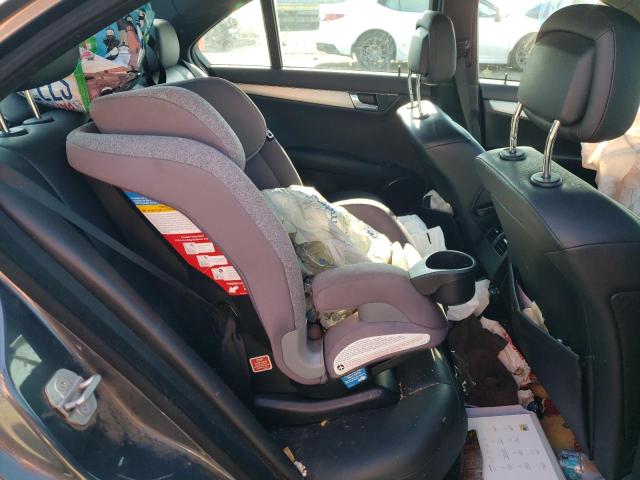 WDDGF81XX9R074063 - 2009 MERCEDES-BENZ C 300 4MATIC GRAY photo 10