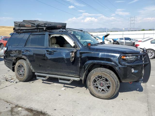 JTEBU5JR6J5536698 - 2018 TOYOTA 4RUNNER SR5/SR5 PREMIUM BLACK photo 4