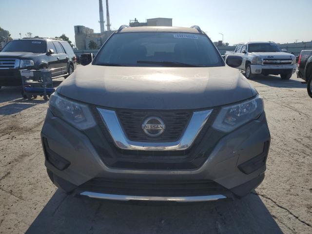 5N1AT2MT5JC705318 - 2018 NISSAN ROGUE S 灰色 照片 5