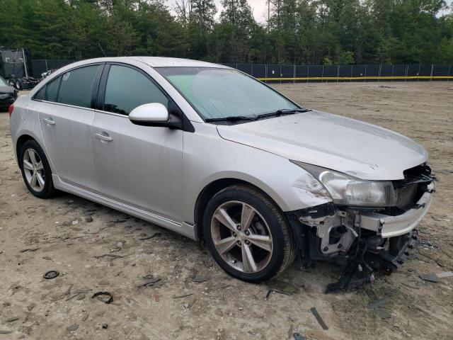 1G1PE5SB7F7113318 - 2015 CHEVROLET CRUZE LT SILVER photo 4