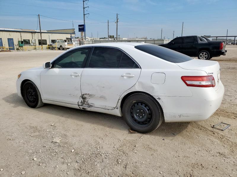 4T1BF3EK9AU552718 - 2010 TOYOTA CAMRY BASE WHITE photo 2