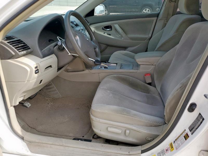 4T1BF3EK9AU552718 - 2010 TOYOTA CAMRY BASE WHITE photo 7